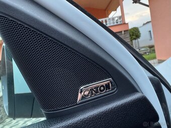 Škoda Octavia Combi SCOUT 2,0 TDI DSG 4x4 135kW Kamera ACC - 18