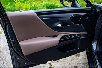 Lexus ES300h Prestige Top V Záruke - 18