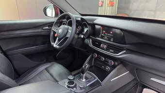 Alfa Romeo Stelvio 2.2 A/T - 18