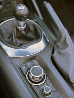 Mazda MX-5 1.5 Skyactiv-G130 Attraction 2017 - 18