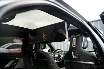 BMW M760e xDrive A/T Na prenájom - 18