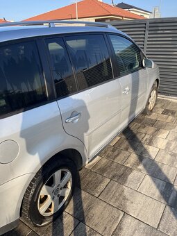 Volkswagen Touran 2008 - 18