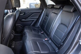 Jaguar F-Pace 2.0D I4 180k Chequered Flag AWD A/T - 18