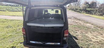 Volkswagen Multivan 2.0 TDI Highline DSG 7 - 18