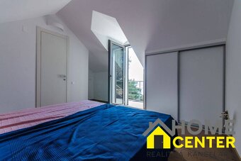 NA PREDAJ šarmantný dom / 72 m² /s výhľadom na more na ostro - 18