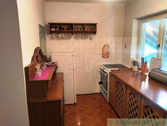 Veľký pekný dom v malebnej obci Nová Lehota na predaj - 18