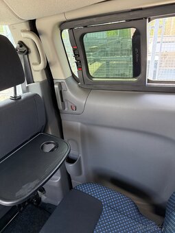 NISSAN NV200 Evalia 1.6 benzin TOP - 18
