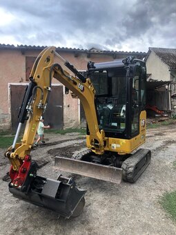 Caterpillar CAT 301.6 - 18