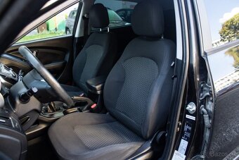 Hyundai ix35 1.7 CRDi VGT Classic 4x2 - Motor po GO - 18