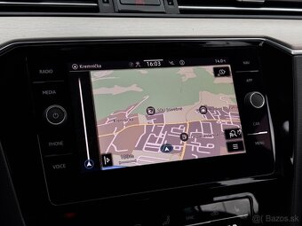 Volkswagen Passat Variant 2.0 TDI Elegance 4Motion DSG - 18