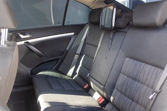 Škoda Octavia 2.0 TDI Elegance - 18