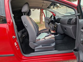 Volkswagen Fox 1.2i M5 55k (benzín) - 18