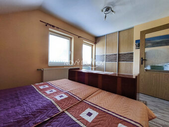 Rodinný dom s obrovským pozemkom, len 10 km od Galanty - 18