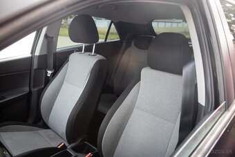 Hyundai i20 1.1 Black - 18