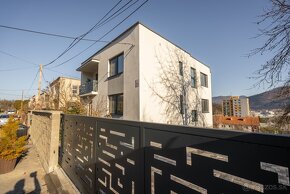 REZERVOVANÉ Dom kráľovských rozmerov. 7i Nová Baňa. - 18