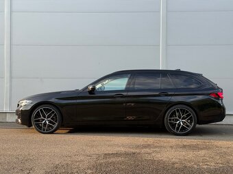 BMW 520i Touring G31 2023 99tis. odpočet DPH - 18