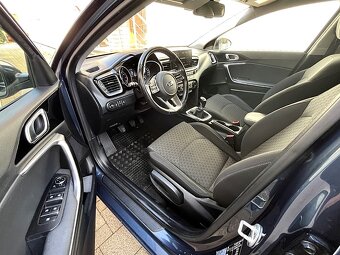 Kia Ceed SW , Gold + LED paket , záruka, nebúrané - 18