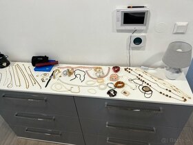 Predam Bižutériu, perly, hodinky - 18