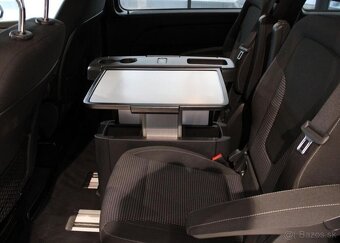 Mercedes-Benz Třídy V 220d XL ILS / ACC / 6 Míst nafta - 18