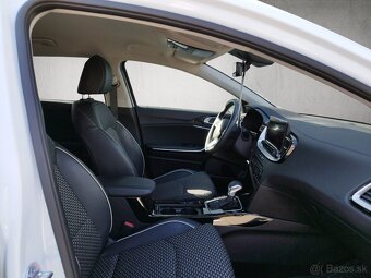 KIA CEED SW 1,5 T-GDi PLATINUM + SAFETY PACK | ODPOČET DPH - 18