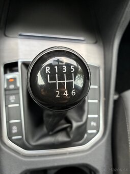 ZNIZENA CENA  Golf Sportsvan 1,2 TSi benzin 110k - 18