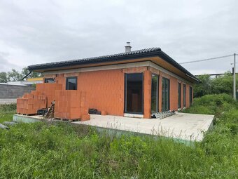 ROZHANOVCE - RODINNÉ DOMY NA PREDAJ - 18