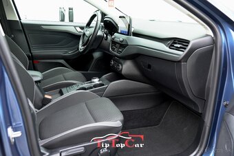 ⏩ Ford Focus Kombi 1.5 TDCi EcoBlue Adventure A/T - 18