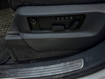 Volkswagen Touareg R-LINE 3.0TDI 176KW plná výbava - 18