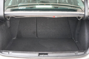 100- RENAULT Fluence 2010 benzín 1.6i 81kw - 18