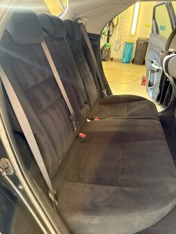 Honda Civic 8g - 18