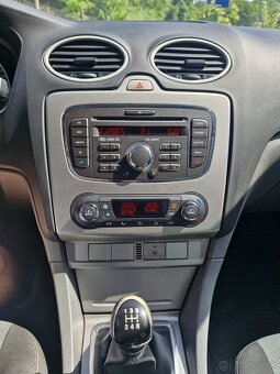Ford Focus 1.6 TDCi (2011) - 18