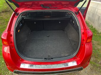 Toyota auris COMBI VELVEMATIC 1,6 Benzín, 97KW, 6MT - 18