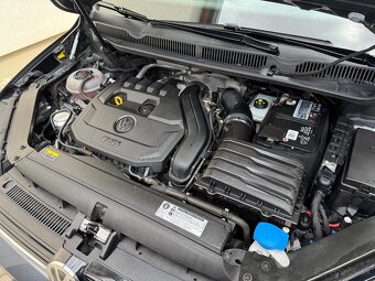 VOLKSWAGEN TOURAN, 1,5 TSI, BENZÍN, MANUÁL, 6/2019 - 18