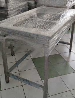 Umývací stôl s odkladacim priestorom, nerezový nábytok - 18