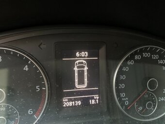 Originál Volkswagen T5.1 California Beach 2.0TDi 4Motion DSG - 18