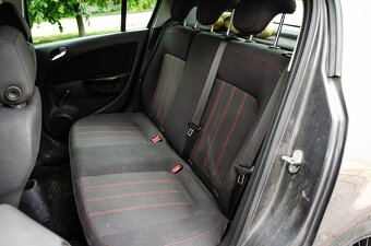 Opel Corsa 1.4 16V Cosmo - 18