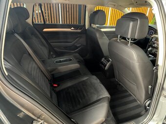 Volkswagen Passat Variant 2.0 TDI Highline DSG - 18