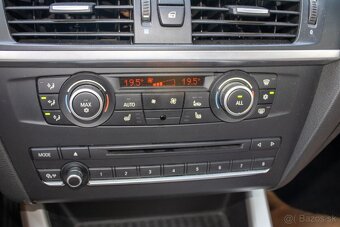 BMW X3 xDrive20d A/T 135 kw / AJ NA SPLÁTKY / - 18