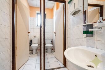 Predaj, zabehnutá prevádzka pohostinstva v obci Sielnica med - 18