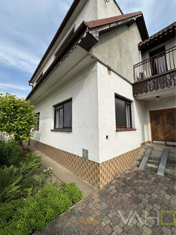 Rodinný dom Spiegelsalle II, pozemok 641m2, 2 bytové jednotk - 18