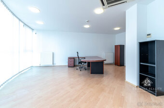 Prenájom kancelárií na Zlatých pieskoch pri Shopping Palace - 18