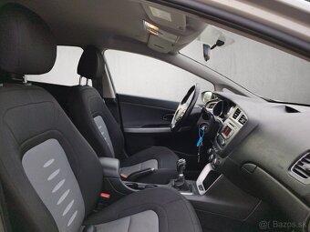 KIA CEED SW 1,4 C-VVT STRIEBORNÁ EDÍCIA - 18
