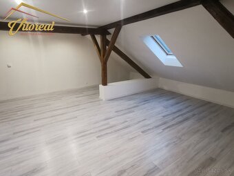 Na predaj exkluzívny 3 izbový podkrovný byt v Trebišove - 18