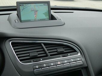 Peugeot 5008 2.0 HDI Allure, panorama - 18