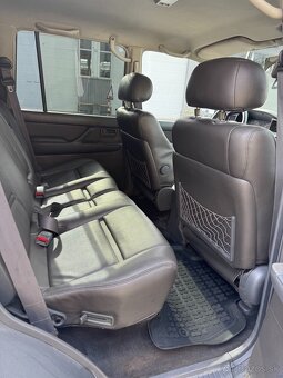 Toyota Land Cruiser HDJ80 - 18