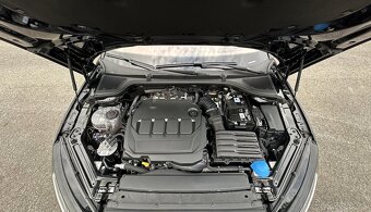 ŠKODA OCTAVIA 2.0TDI DSG,FULL LED MATRIX,ACC,ŤAŽNÉ,2023, DPH - 18