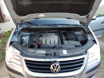 VW TOURAN 1,9 TDI, 77 kW, DSG 7 - 18