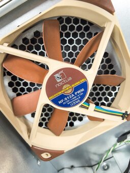 Cooler Master COSMO odhlučnená skriňa + 4 x NOCTUA - 18