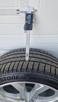245/45 R19 alu disky VW. Audi 5x112, 8,5Jx19 ET 28, - 18