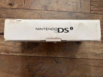 Nintendo DSI komplet balenie + r4 karta + 32gb sd karta - 18